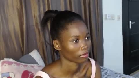 africana_slimqueen online show from July 19, 2026, 7:39 pm