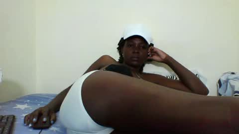Yvonne online show from July 28, 2026, 7:39 pm