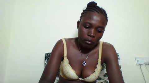 Yvonne online show from August 5, 2026, 2:25 am