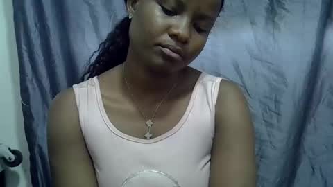 Snapshot of africanngirl chatting on September 20, 2025, 6:58 am africanngirl online show from September 20, 2025, 6:58 am
