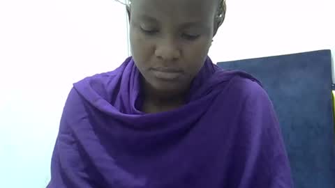 Snapshot of africanngirl chatting on October 28, 2025, 8:18 am africanngirl online show from October 28, 2025, 8:18 am