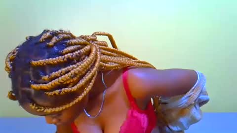 afrikana005 online show from December 19, 2025, 9:33 pm