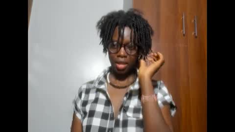 Leah online show from December 31, 2024, 9:17 pm