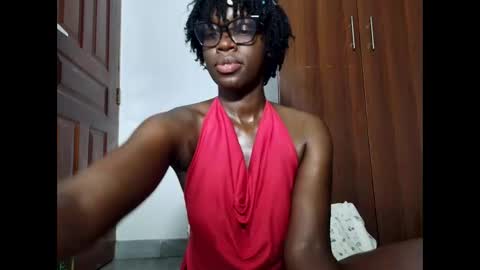 Snapshot of afro_pop chatting on April 21, 2026, 2:51 am Leah online show from April 21, 2026, 2:51 am