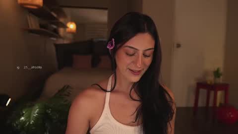 Snapshot of afrodita__25 chatting on September 12, 2025, 12:33 am Emma online show from September 12, 2025, 12:33 am