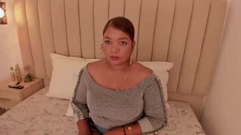 Snapshot of afrodita_de_amor chatting on September 18, 2025, 11:34 am Vr.  online show from September 18, 2025, 11:34 am