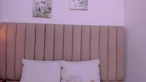 Snapshot of afrodita_de_amor chatting on September 30, 2025, 11:48 am Vr.  online show from September 30, 2025, 11:48 am