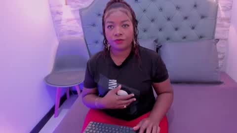 Snapshot of afrodita_de_amor chatting on October 20, 2025, 12:05 pm Vr.  online show from October 20, 2025, 12:05 pm