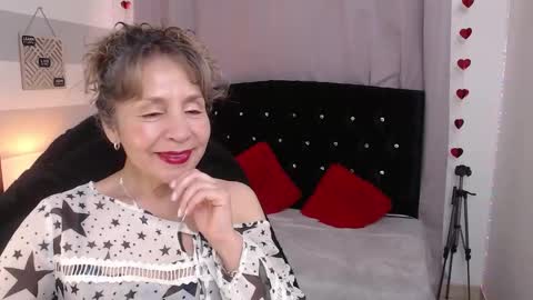 afrodita_sg online show from January 16, 2026, 2:43 pm