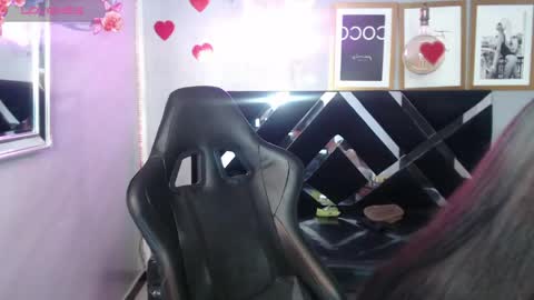 afrodita_wild_v online show from April 26, 2026, 1:20 pm
