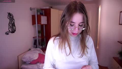 Kind sensual Emma fav pattern 2266 online show from February 26, 2026, 4:11 am