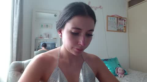 afrodithaa_ online show from April 30, 2026, 7:53 pm