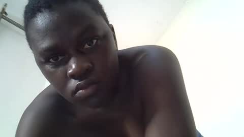 Snapshot of afronubians_ chatting on May 18, 2026, 5:13 am pink and josphen online show from May 18, 2026, 5:13 am