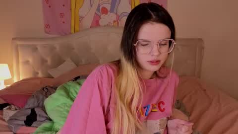 Snapshot of afterdarkduo chatting on October 23, 2025, 7:34 pm afterdarkduo online show from October 23, 2025, 7:34 pm