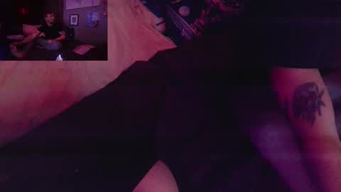 afterhourg online show from December 1, 2025, 9:36 am