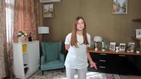 Hi Im Alison Welcome to my room online show from October 4, 2025, 10:57 am
