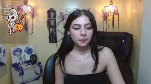 Snapshot of agarycus_ chatting on October 18, 2025, 1:01 pm Kimberly online show from October 18, 2025, 1:01 pm