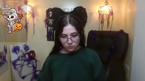 Snapshot of agarycus_ chatting on October 27, 2025, 12:53 pm Kimberly online show from October 27, 2025, 12:53 pm