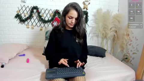 agata__rose online show from December 16, 2024, 3:00 pm
