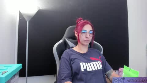 Snapshot of agatacollinsss chatting on March 4, 2026, 4:35 pm Agata Collinss online show from March 4, 2026, 4:35 pm