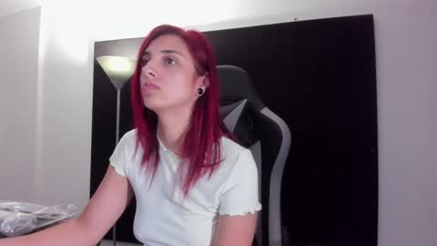 Snapshot of agatacollinsss chatting on March 22, 2026, 4:27 am Agata Collinss online show from March 22, 2026, 4:27 am