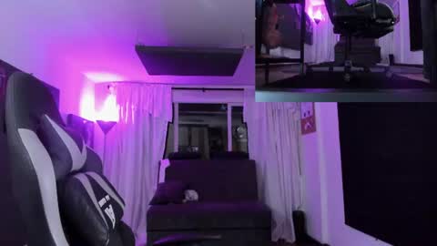 Agata Collinss online show from June 29, 2026, 1:23 am