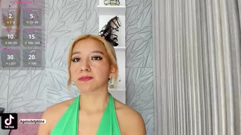 Agatadelphine online show from December 22, 2025, 12:13 pm