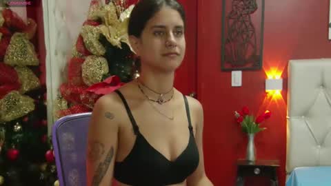 agata  online show from January 3, 2025, 11:46 am
