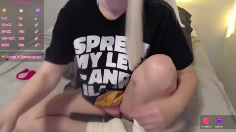 Agatha online show from November 26, 2025, 2:51 pm