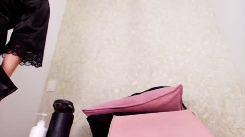 Snapshot of agatha__lee chatting on January 11, 2025, 6:14 am AGHATA online show from January 11, 2025, 6:14 am