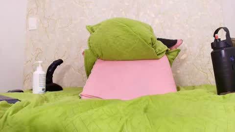 Snapshot of agatha__lee chatting on March 11, 2025, 6:10 am AGHATA online show from March 11, 2025, 6:10 am