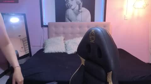 Agatha Bellucci  online show from February 21, 2026, 1:34 pm