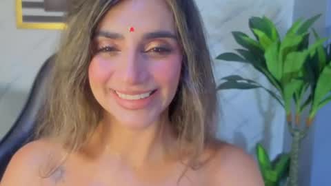 Snapshot of agatha_brooks_t chatting on April 25, 2026, 12:30 pm AGATHA online show from April 25, 2026, 12:30 pm