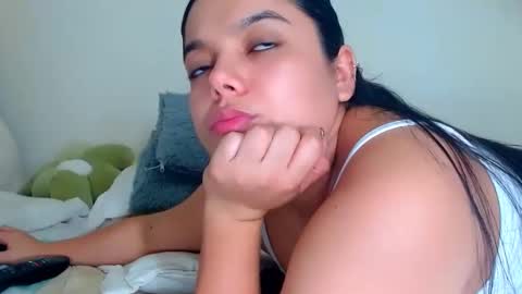 Snapshot of agatha_frank04 chatting on May 16, 2026, 12:18 am Agatha online show from May 16, 2026, 12:18 am