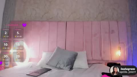 agatha_jener online show from June 9, 2026, 11:33 am