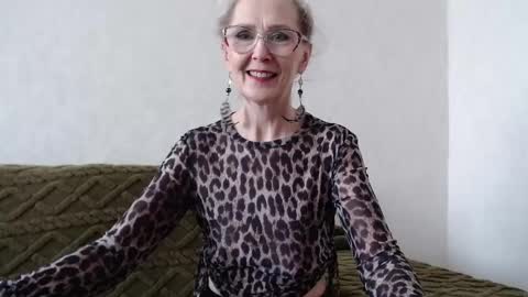 Snapshot of agatha_moore_ chatting on January 14, 2025, 6:02 am Agatha online show from January 14, 2025, 6:02 am