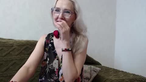 Snapshot of agatha_moore_ chatting on February 2, 2025, 8:02 am Agatha online show from February 2, 2025, 8:02 am