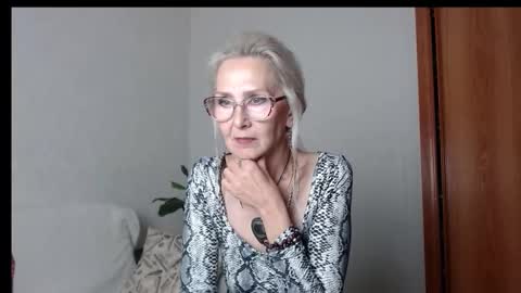 Snapshot of agatha_moore_ chatting on September 17, 2025, 2:19 pm Agatha online show from September 17, 2025, 2:19 pm