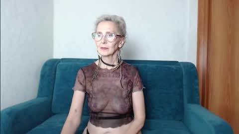 Snapshot of agatha_moore_ chatting on October 7, 2025, 3:42 pm Agatha online show from October 7, 2025, 3:42 pm