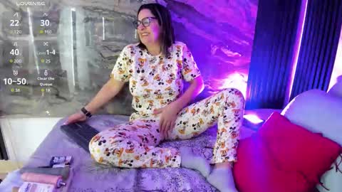 agatha_pleasure online show from January 7, 2026, 11:45 am