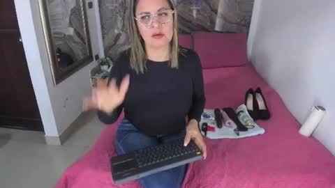 agatha_pleasure online show from June 17, 2026, 11:45 am