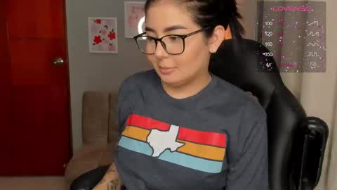 Cat online show from March 13, 2026, 3:02 am