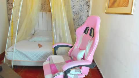 Snapshot of agatha_rusell chatting on January 23, 2025, 12:46 am agatha online show from January 23, 2025, 12:46 am