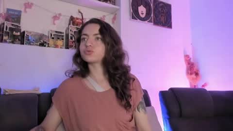 Camila     2 online show from May 7, 2026, 12:16 am