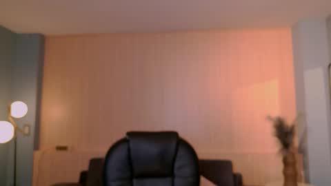 Agatha online show from December 15, 2025, 1:21 am