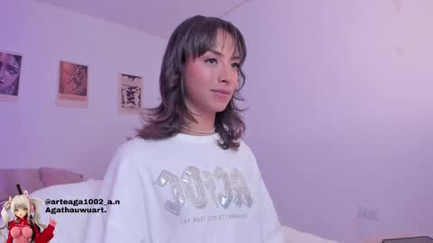 Snapshot of agathauwuart chatting on October 9, 2025, 1:25 am Agatha online show from October 9, 2025, 1:25 am