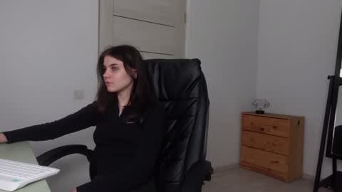 Agelina Lilly Laura online show from January 18, 2025, 9:24 pm