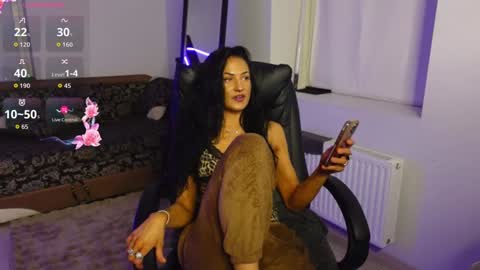 Snapshot of agelina_summer chatting on March 8, 2026, 8:34 pm Agelina Lilly Laura online show from March 8, 2026, 8:34 pm