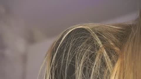 Snapshot of agent_blonde chatting on November 7, 2025, 5:57 pm May online show from November 7, 2025, 5:57 pm