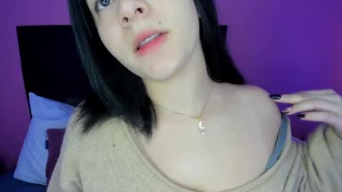 Snapshot of agnes_21 chatting on September 10, 2025, 12:16 pm ines online show from September 10, 2025, 12:16 pm